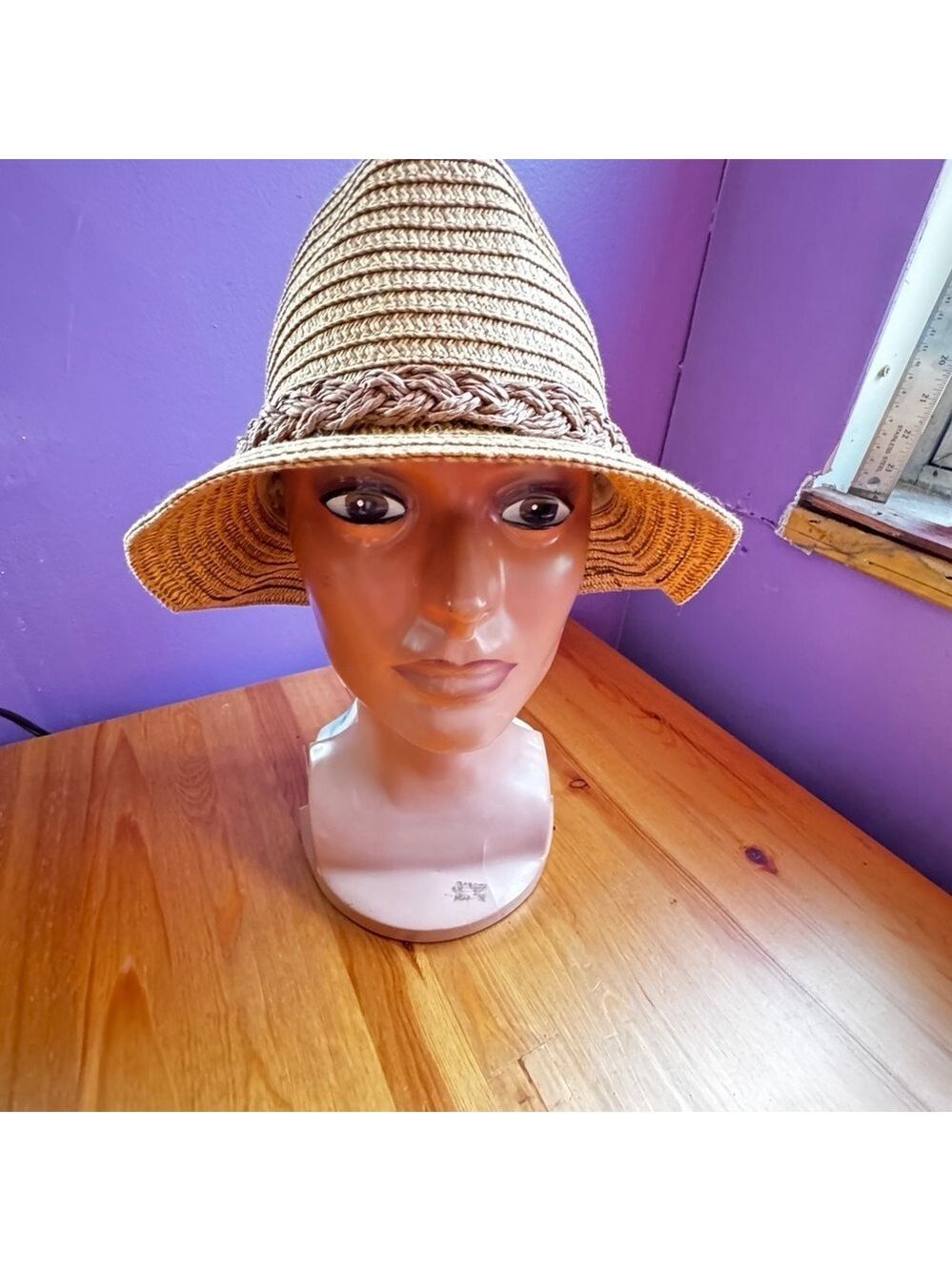 Straw hat